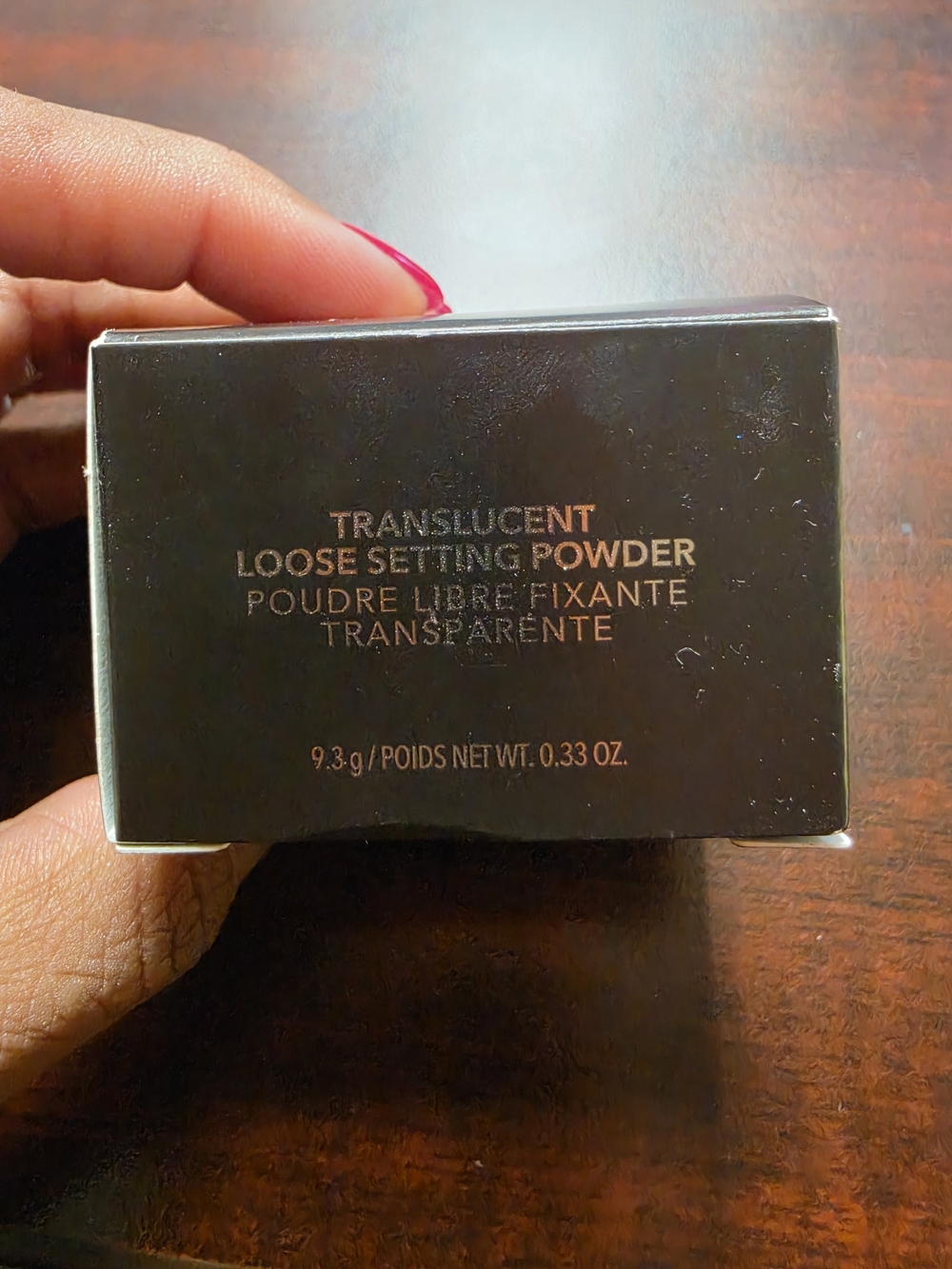 Translucent Loose Setting Powder - Medium Deep - Picture 4 of 6